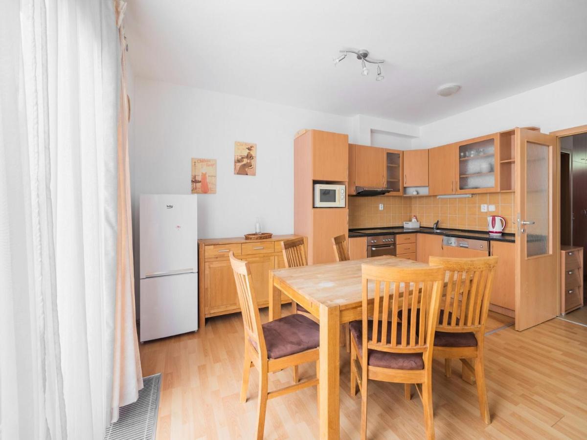 Comfortable Holiday Home In Lipno With Garden Lipno nad Vltavou Bagian luar foto
