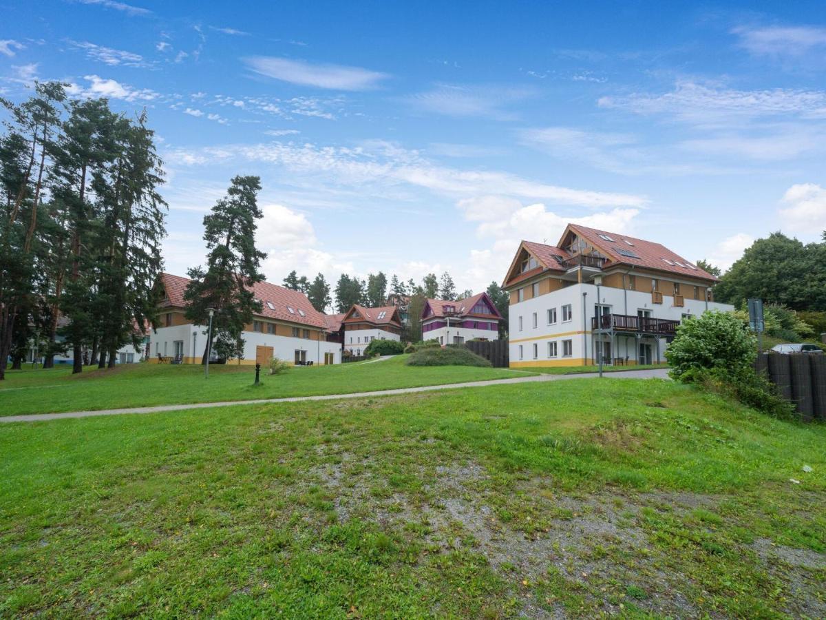 Comfortable Holiday Home In Lipno With Garden Lipno nad Vltavou Bagian luar foto