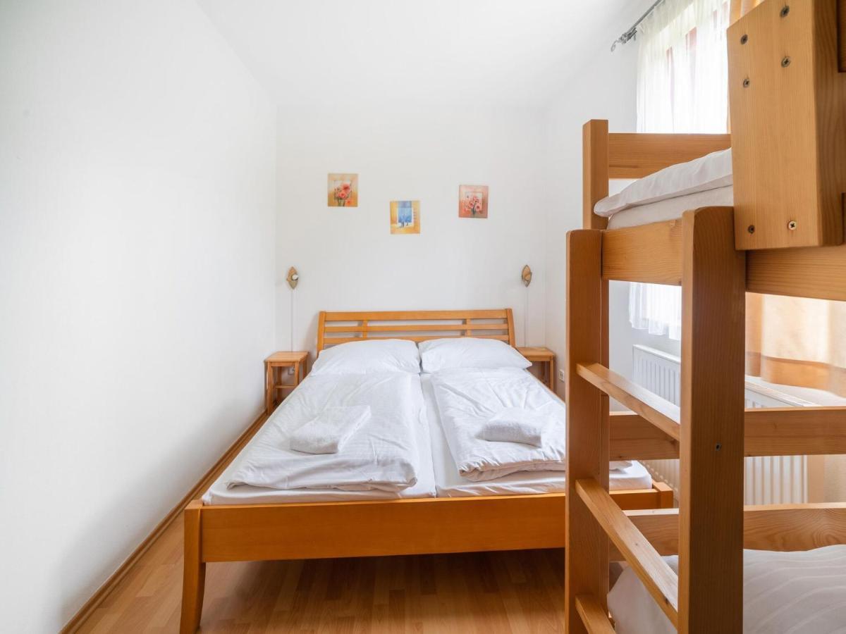 Comfortable Holiday Home In Lipno With Garden Lipno nad Vltavou Bagian luar foto